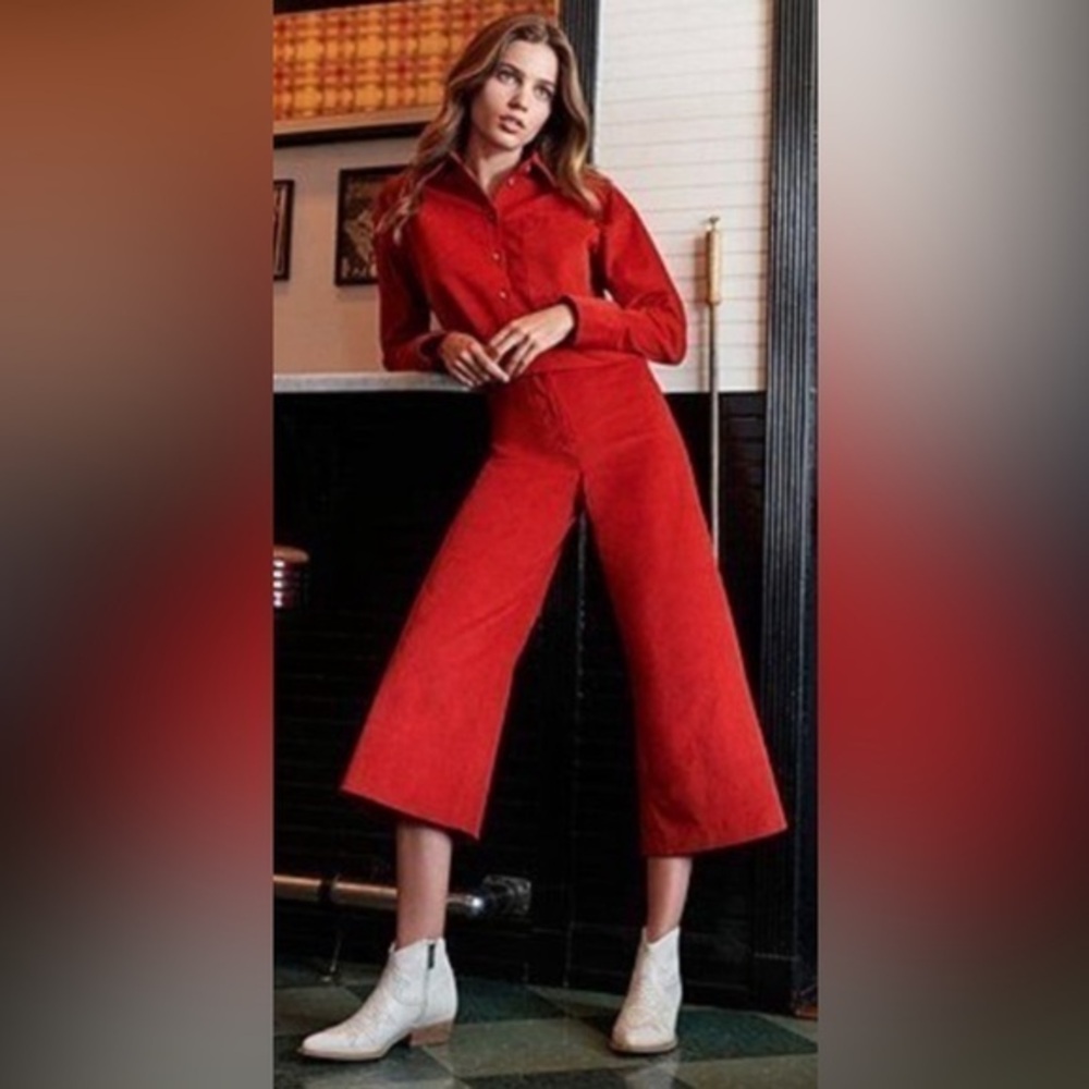 Gianni Bini Red Maureen Corduroy Cropped Pants